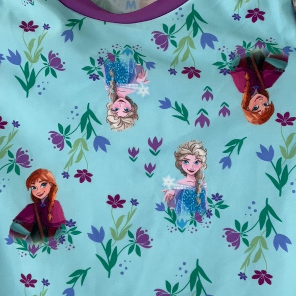 Disney Princess Rash Guard Top Size M - Picture 4 of 8